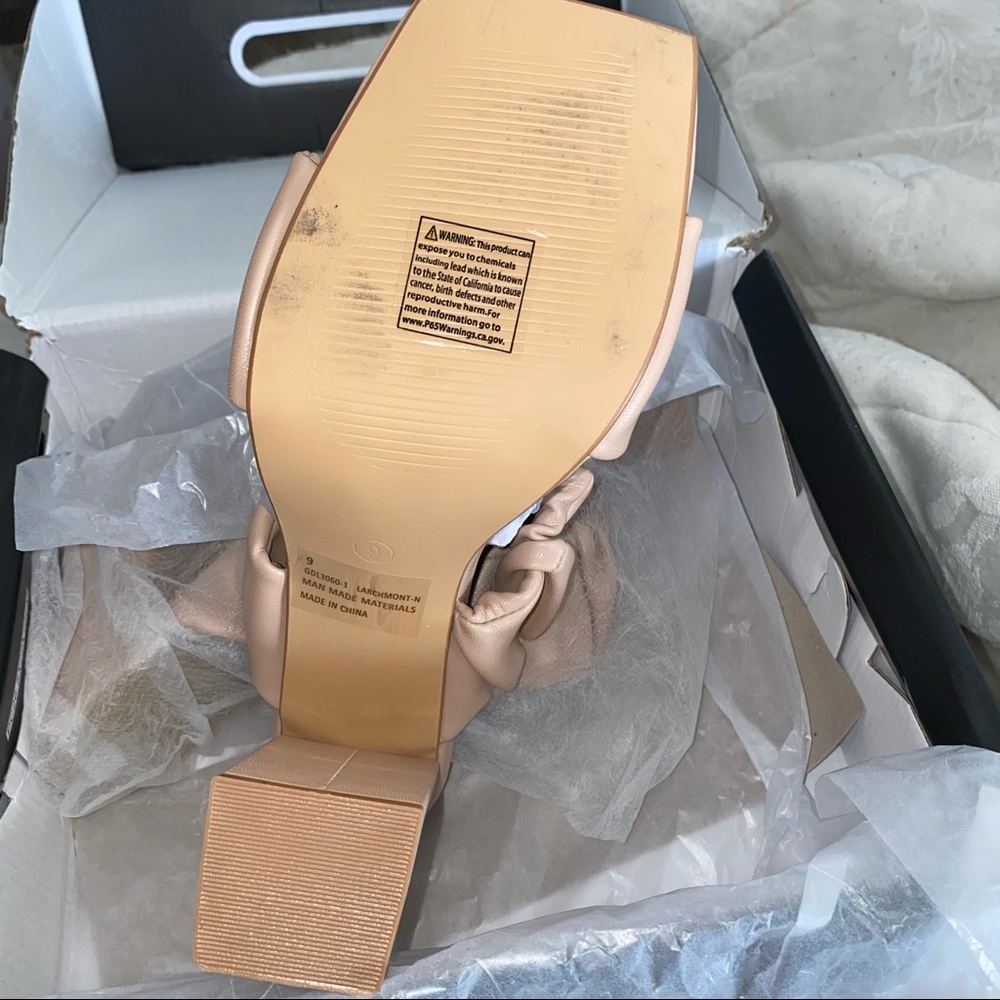 📦My Tan Heels📦 - Picture 4 of 7